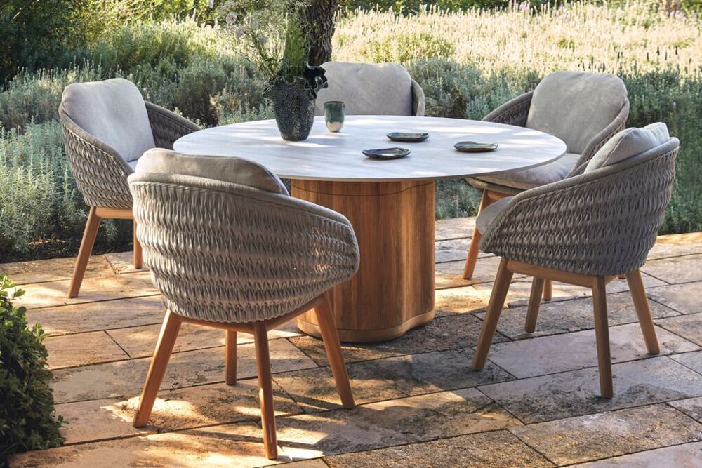 Manutti Ogado Esstisch – Designer Outdoor Tisch für Terrasse und Garten